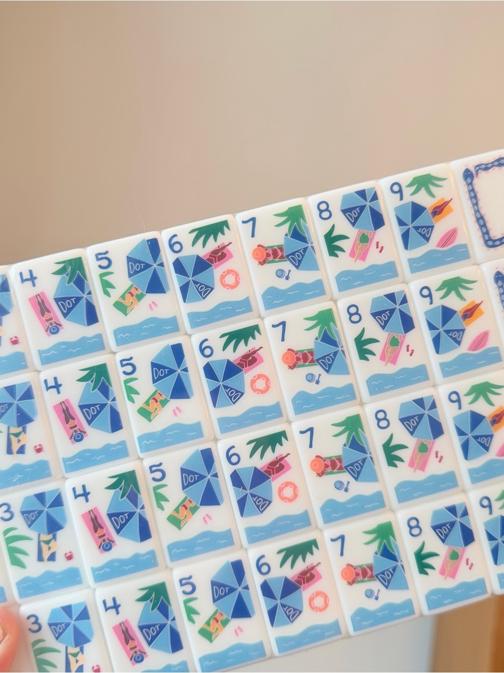 Mahjong tile set - Miss Out of Office - DUPES - Picture 14 of 16